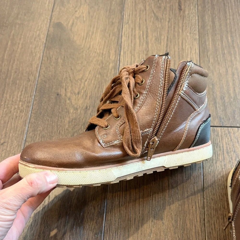 Sonoma Boys Brown Leather High-Top Shoes Size 3 C3-080